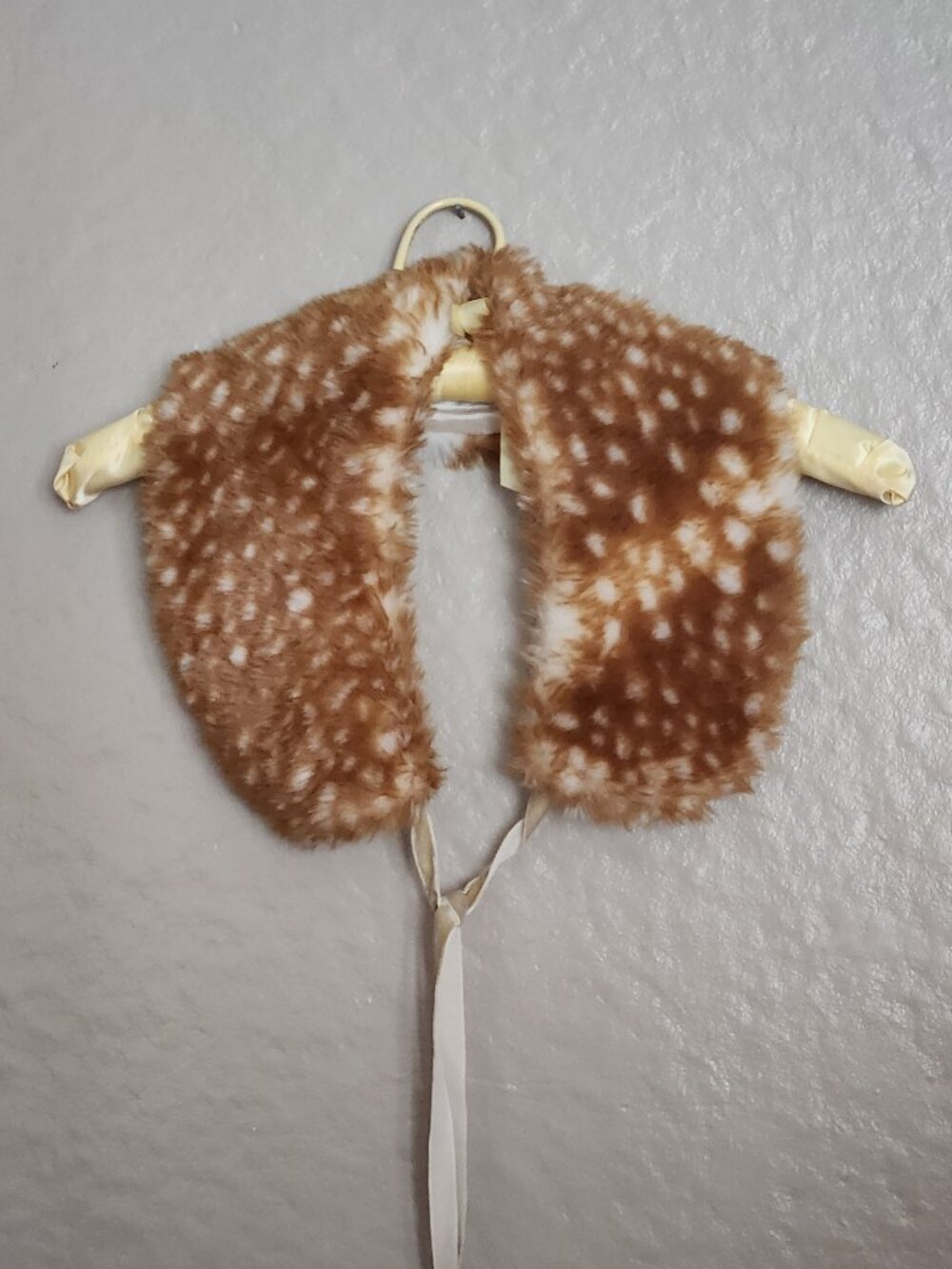 adorable bambi deer fawn faux fur collar lolita style coquette